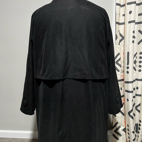 Plus Size Coat - Picture 4 of 10
